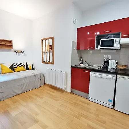 Frimousse, Studio, Wifi, Centre Luchon, Casier A Skis, Ascenseur, 4 Personnes Appartement