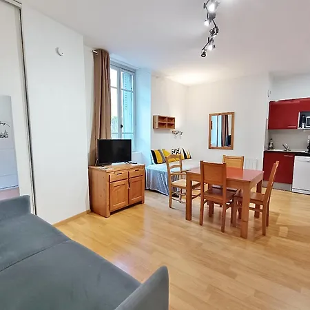 Frimousse, Studio, Wifi, Centre Luchon, Casier à Skis, Ascenseur, 4 Personnes